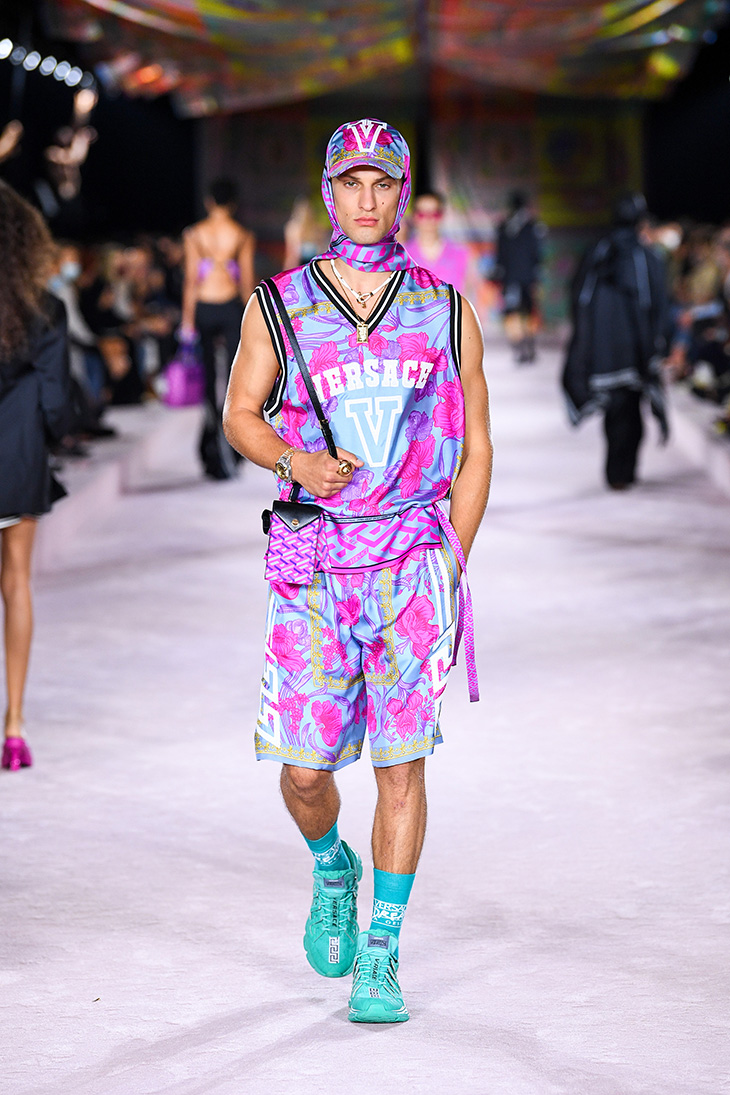 Versace Men'swear Fall 2022 at Milan Men's Fashion Week 