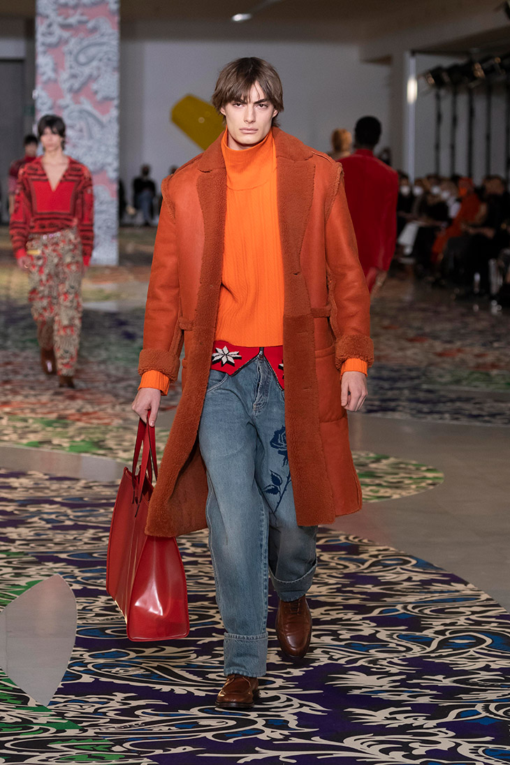 Etro Fall-Winter 2021-2022 Milan - RUNWAY MAGAZINE ® Collections