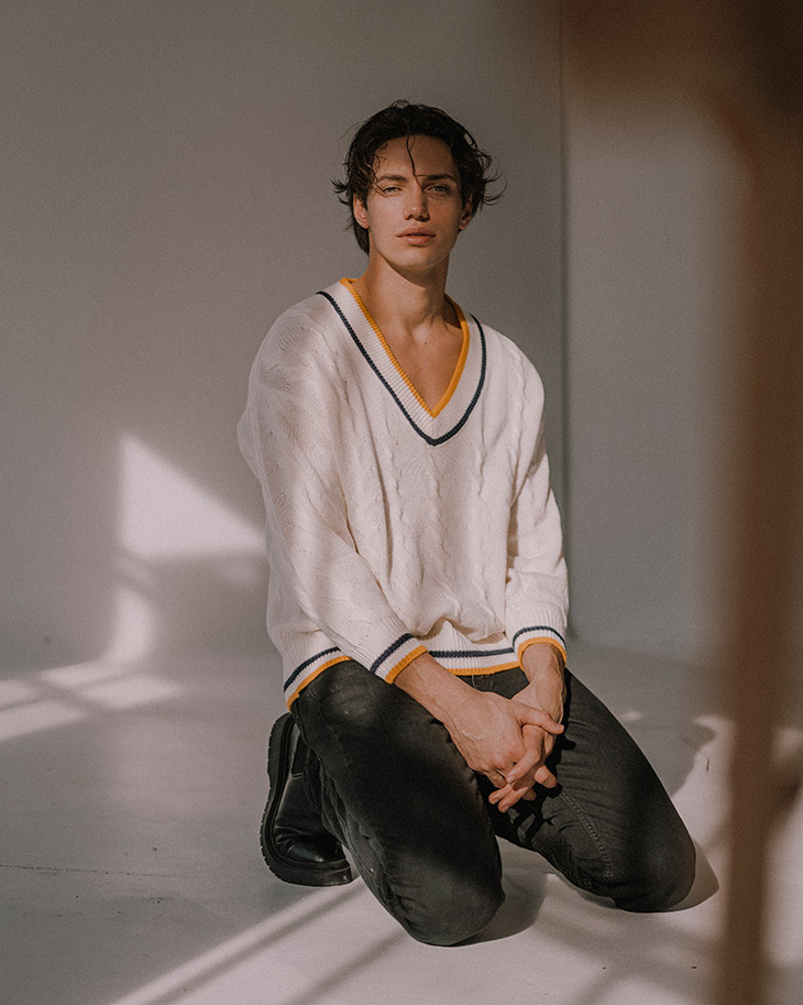 Hot male model Tomas Skoloudik poses again for Emporio Arm…
