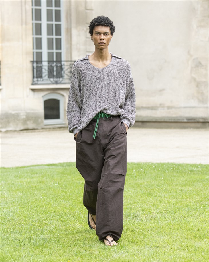PFW: AURALEE Spring Summer 2023 Collection - Male Model Scene