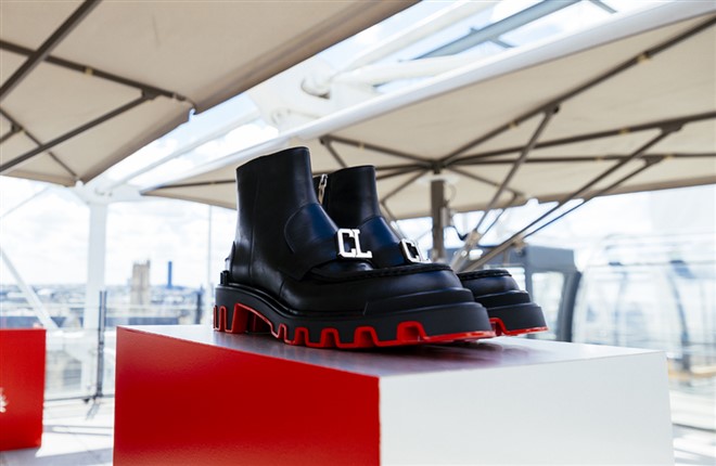 Luxury Fashion Christian-Louboutin-Louis-Vuitton Men Rivet Red Bottom Shoes  Factory - China Designer Shoes and Men Shoe price