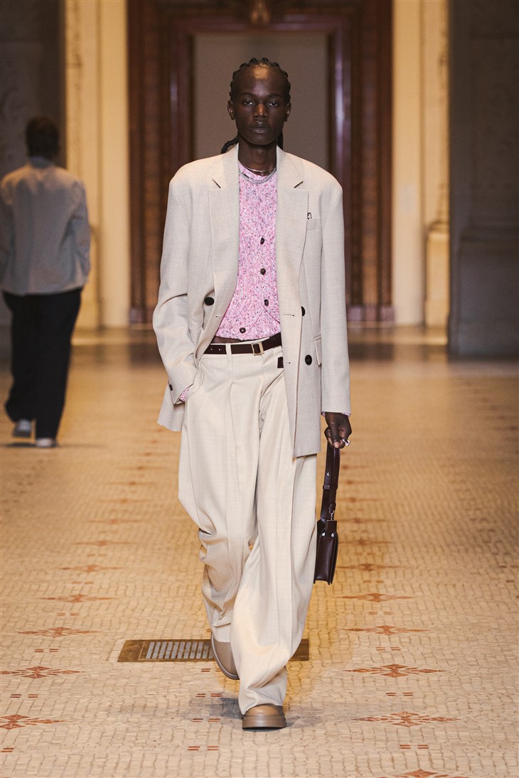 Hermès Spring 2016 Menswear Fashion Show