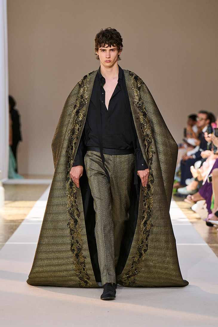 ELIE SAAB