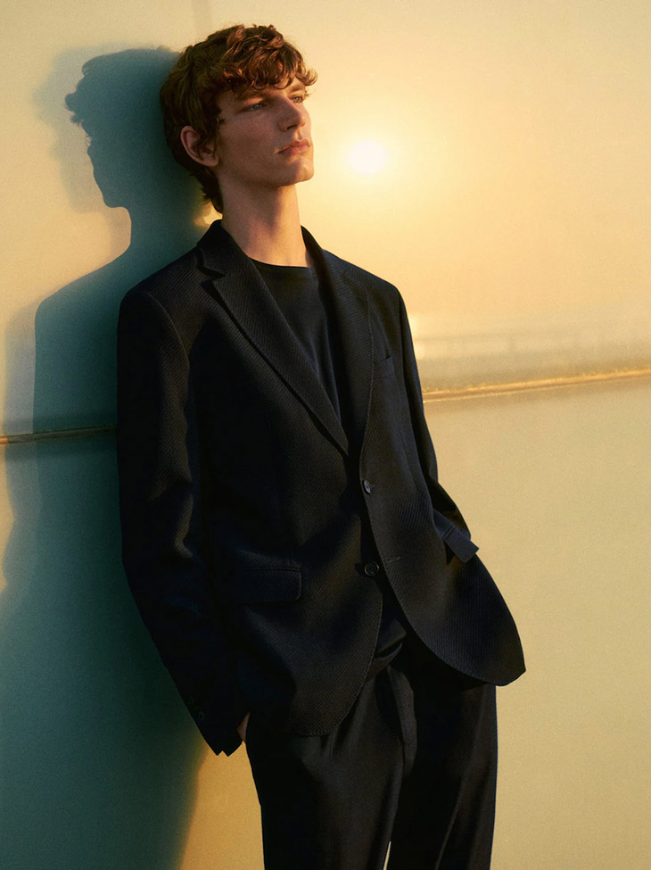 Erik Van Gils Models MASSIMO DUTTI Fall Winter 2022 Looks