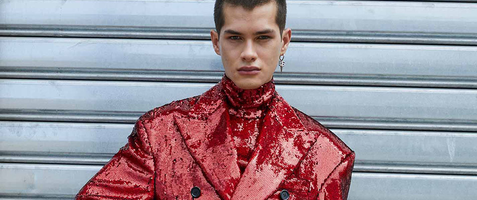 Futuristic Looks: DOLCE & GABBANA Fall Winter 2022 Collection Futuristic Looks: DOLCE & GABBANA Fall Winter 2022 Collection