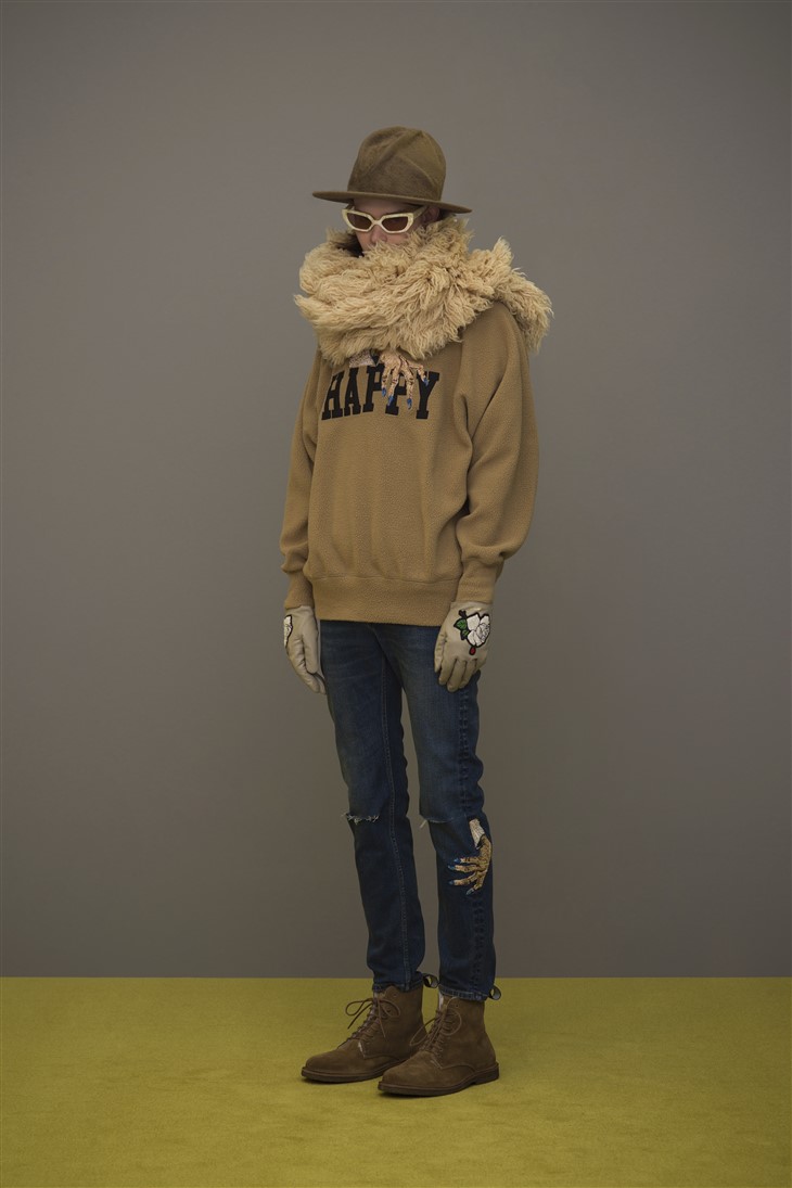 UNDERCOVER Fall Winter 2023.24 Collection - Male Model Scene