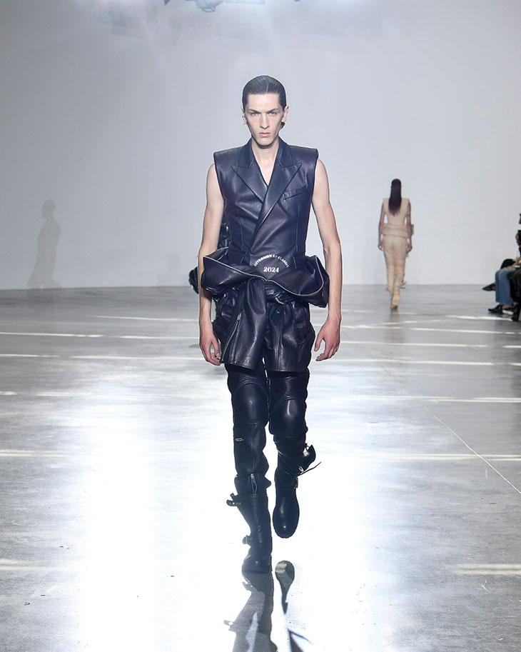 Paris Fashion Week: Louis Vuitton Spring-Summer 2011 - Los Angeles Times