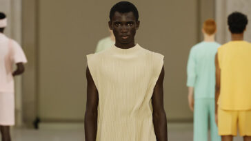 Homme Plissé Issey Miyake