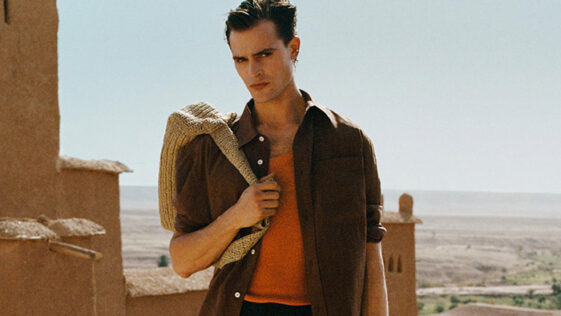 Benjamin Cimmerbeck in +852 Stranded by Aaron Kohler