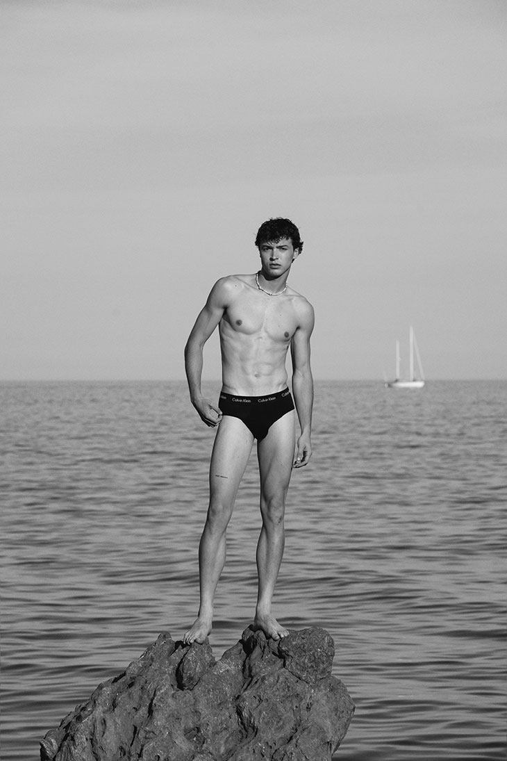 Arnau Pons by Vinyet Feliubadaló