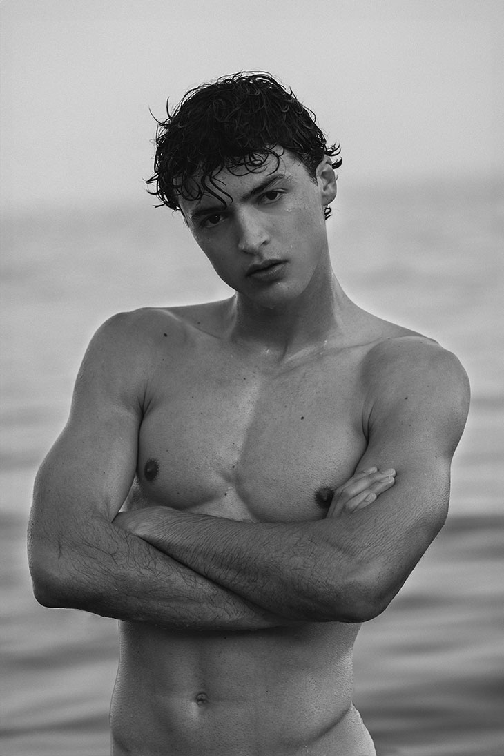 Arnau Pons by Vinyet Feliubadaló