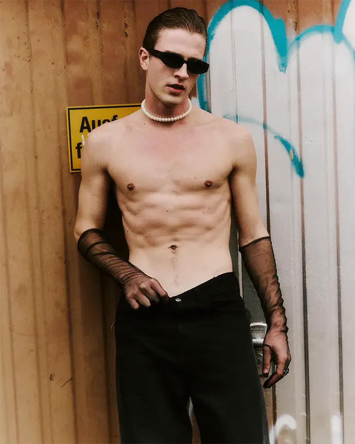 MMSCENE STYLE STORIES: Still Here by Fred Elfeld
