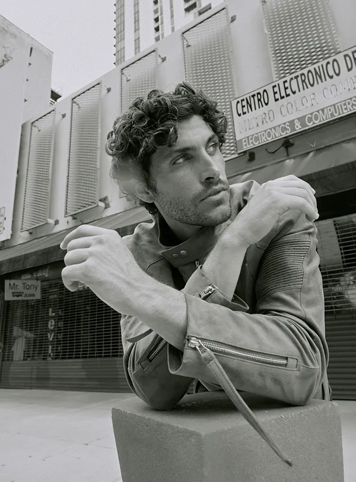 Antonio Ortega in Concrete Heat