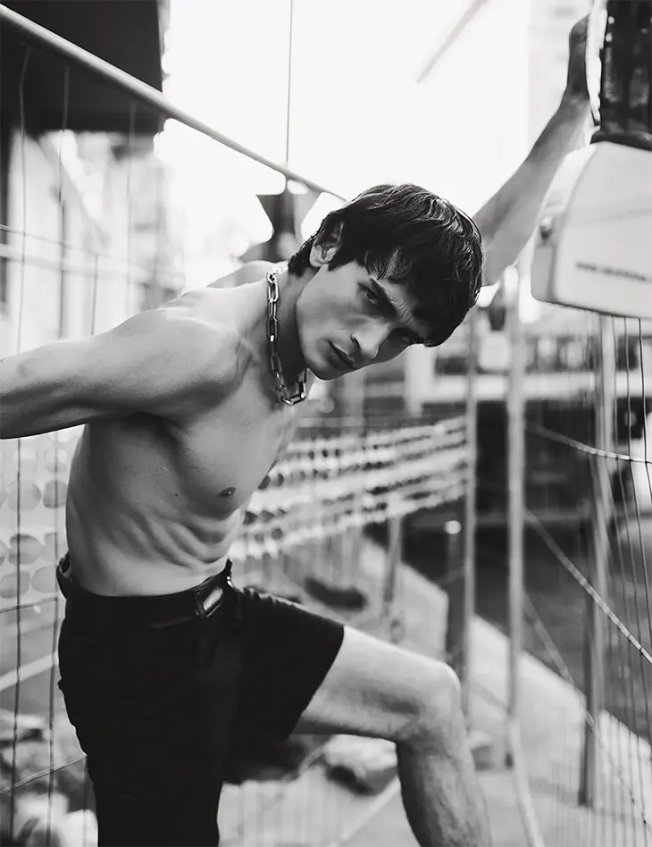 Aristotelis Papadopoulos in Tension Lines