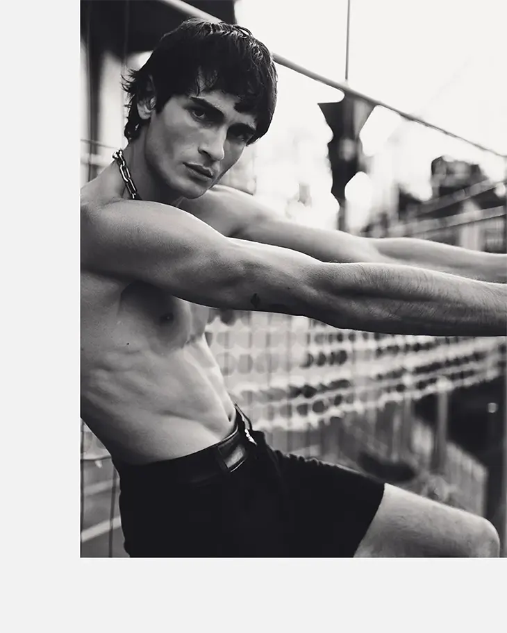 Aristotelis Papadopoulos in Tension Lines