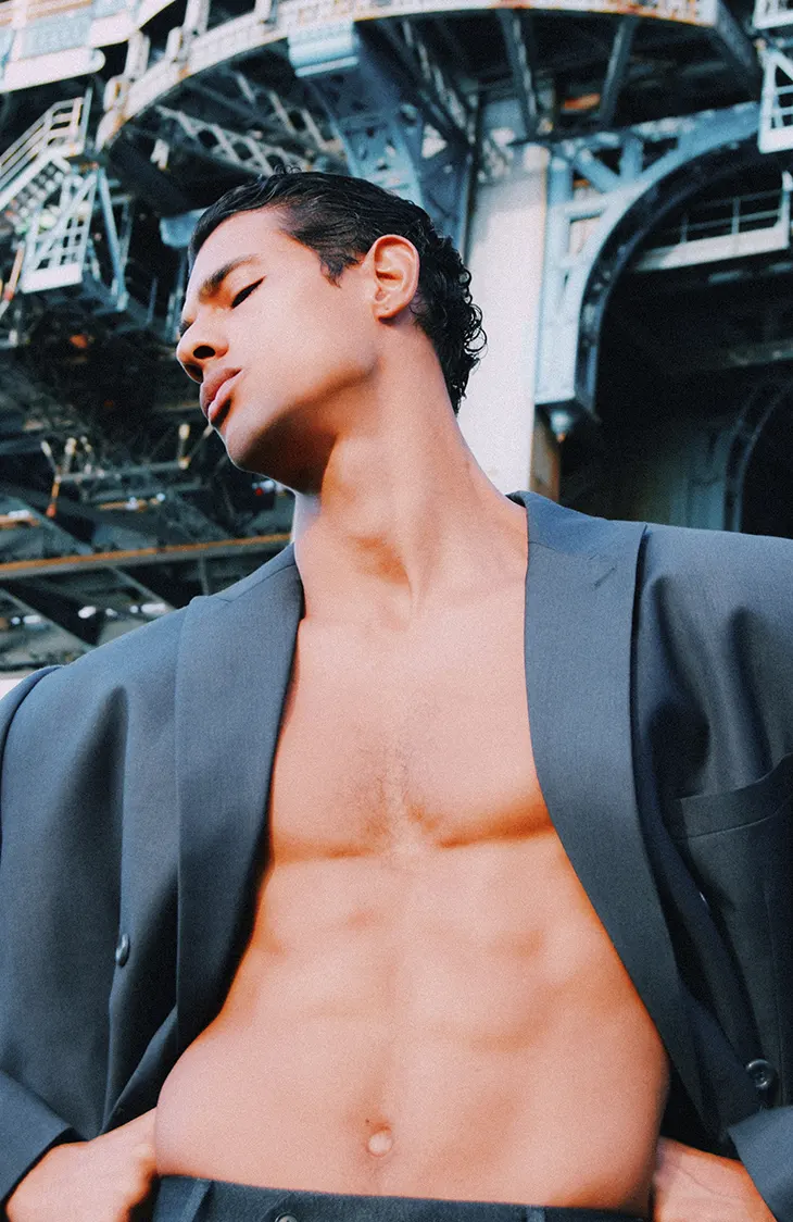 Jonas Barros in Love Me More